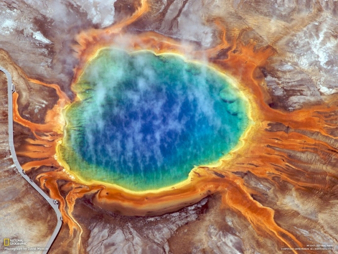 Lago-di-yellowstone-National-Geographic-667x500.jpg