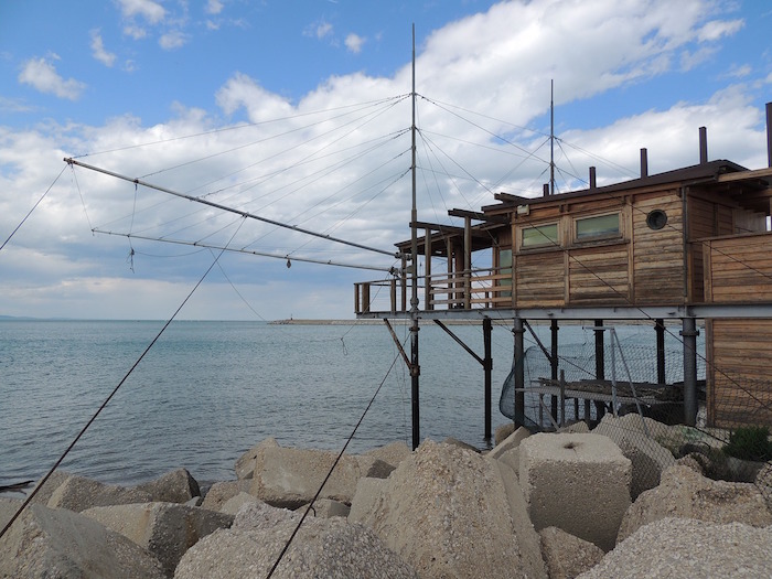 ciclovia dei trabocchi trabocco giorno