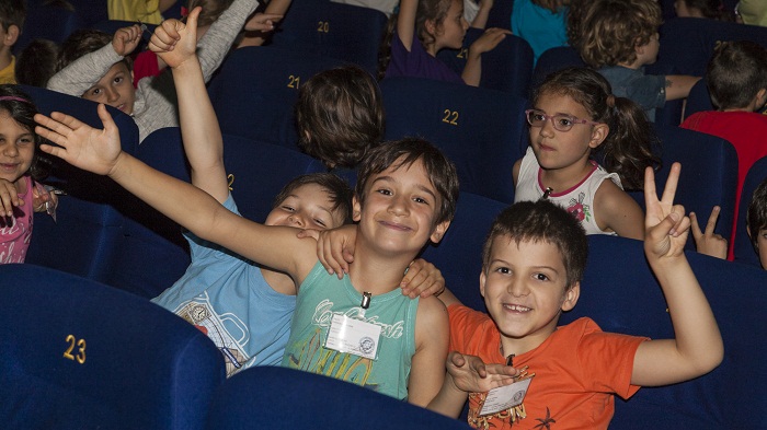 CinemAmbiente Junior