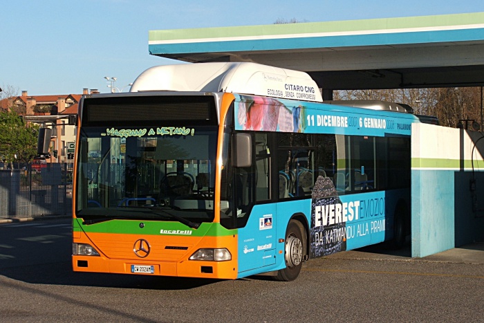 autobus a metano