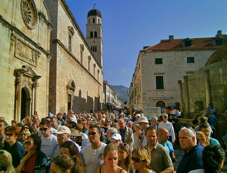 Sovra-Turismo a Dubrovnik (foto di amanderson2, Flickr)