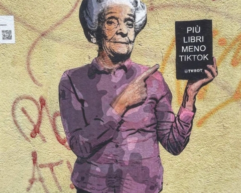 Murales di TvBoy raffigurante Rita Levi Montalcini