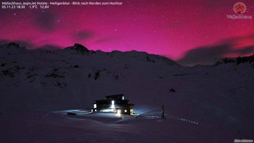 aurora-boreale-in-europa-webcam-austria-889x500.jpg
