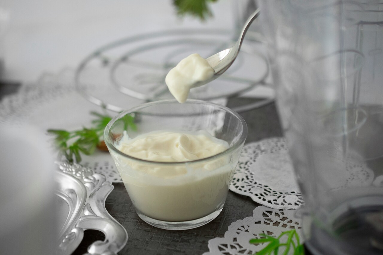 stretchy yogurt