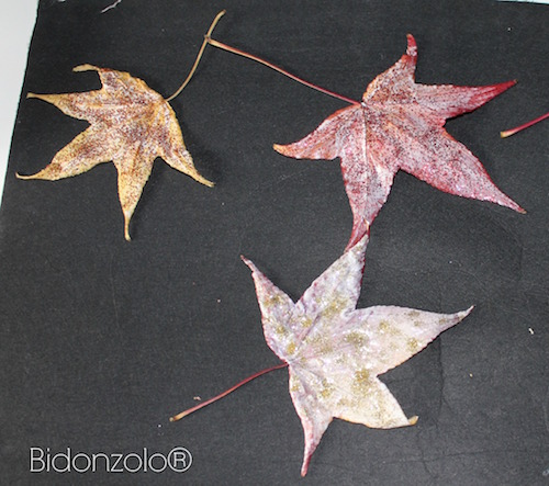 foglie autunnali con glitter