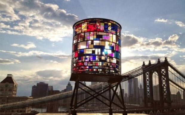 The Water Tanks Project "Watertower" dell'artista Tom Fruin